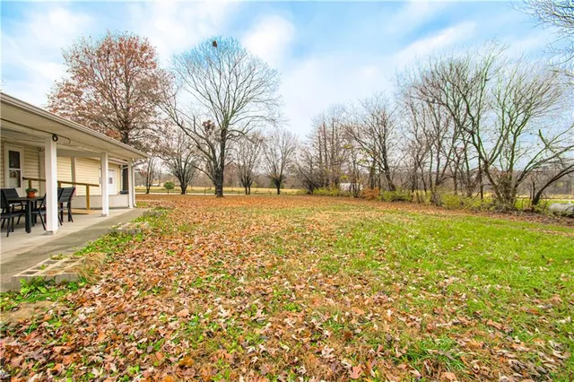 $425,000 | 11850 West 239th Street, Bucyrus, KS 66013