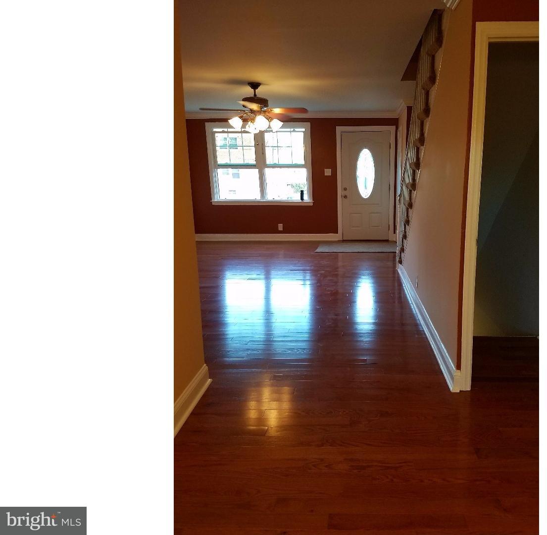 1317 Vernon Road Philadelphia, PA 19150 - Photo 3 of 13 Living Room