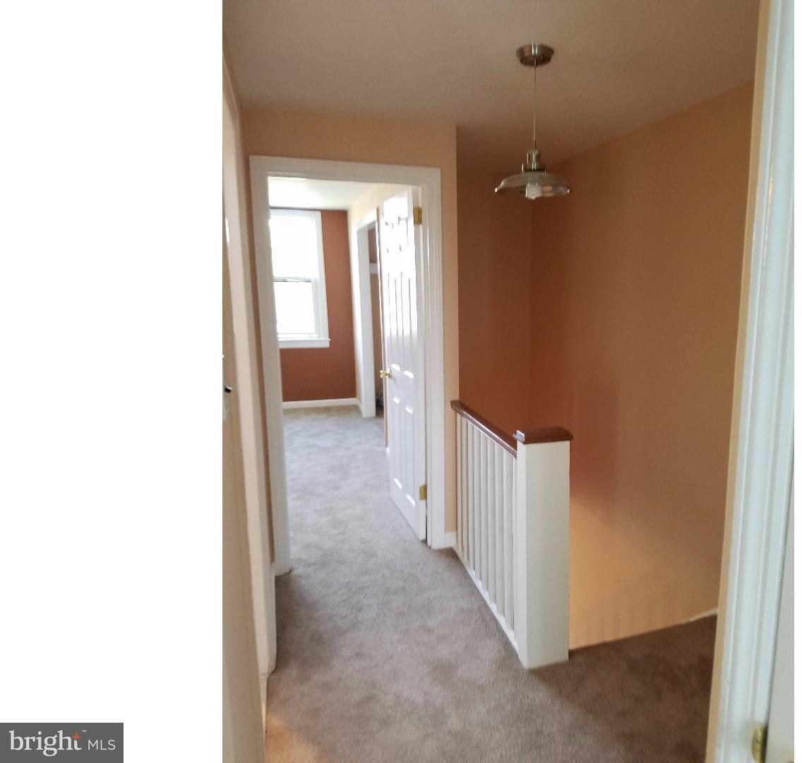 1317 Vernon Road Philadelphia, PA 19150 - Photo 8 of 13 Hallway