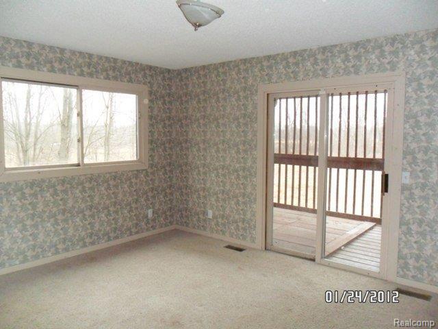 2255 Beck Road Howell, MI 48843 - Photo 9 of 12 SAM_0555.JPG