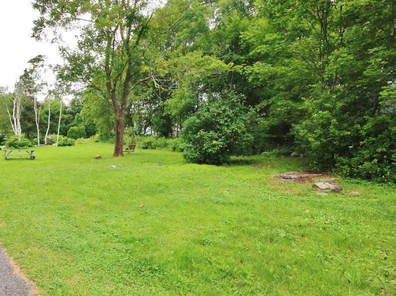 15 Main Street Tenants Harbor, ME 04860 - Photo 3 of 28 Yard/Garden.