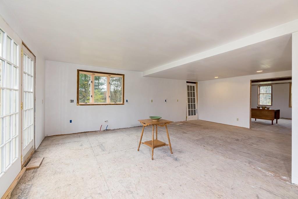54 Hill Road Groton, MA 01450 - Photo 7 of 39