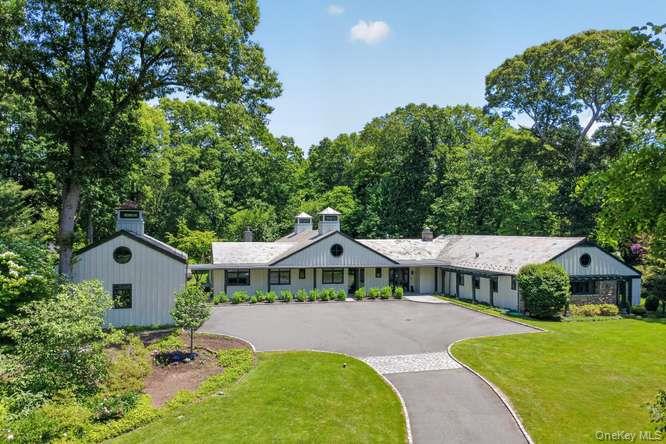 343 Chicken Valley Road Glen Head, NY 11545 - Photo 47 of 49