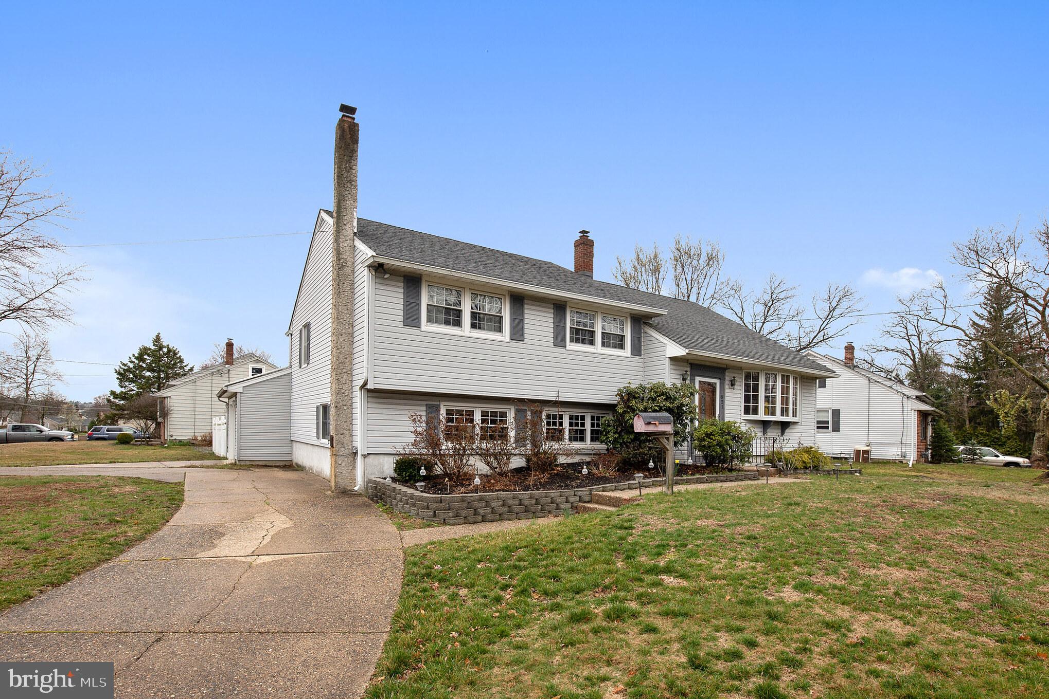 821 Haddonfield-Berlin Road Cherry Hill, NJ 08034 - Photo 3 of 28 Gallery Image 3