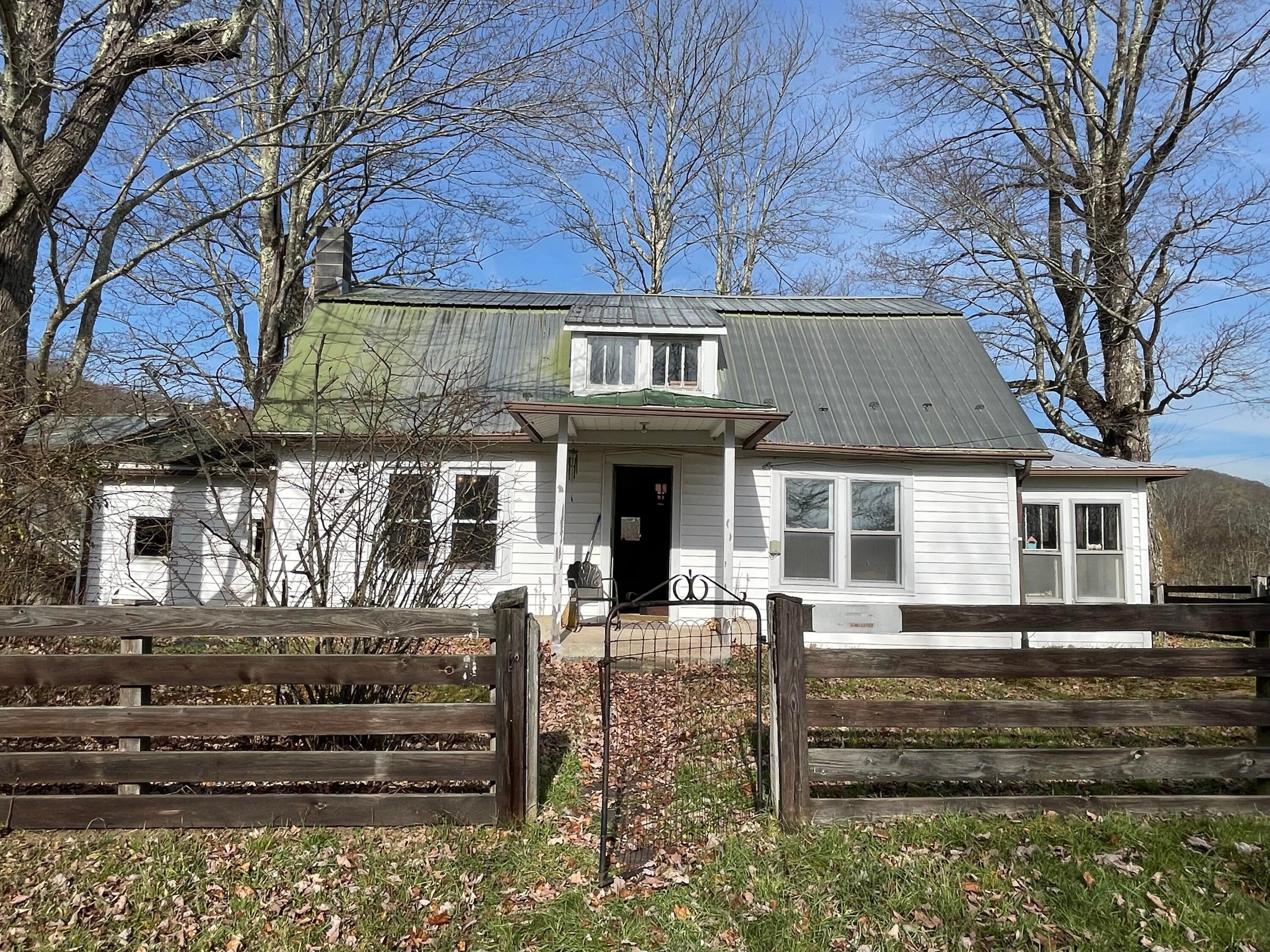12593 Back Mountain Road Durbin, WV 26264 - Photo 4 of 84 Gallery Image 4