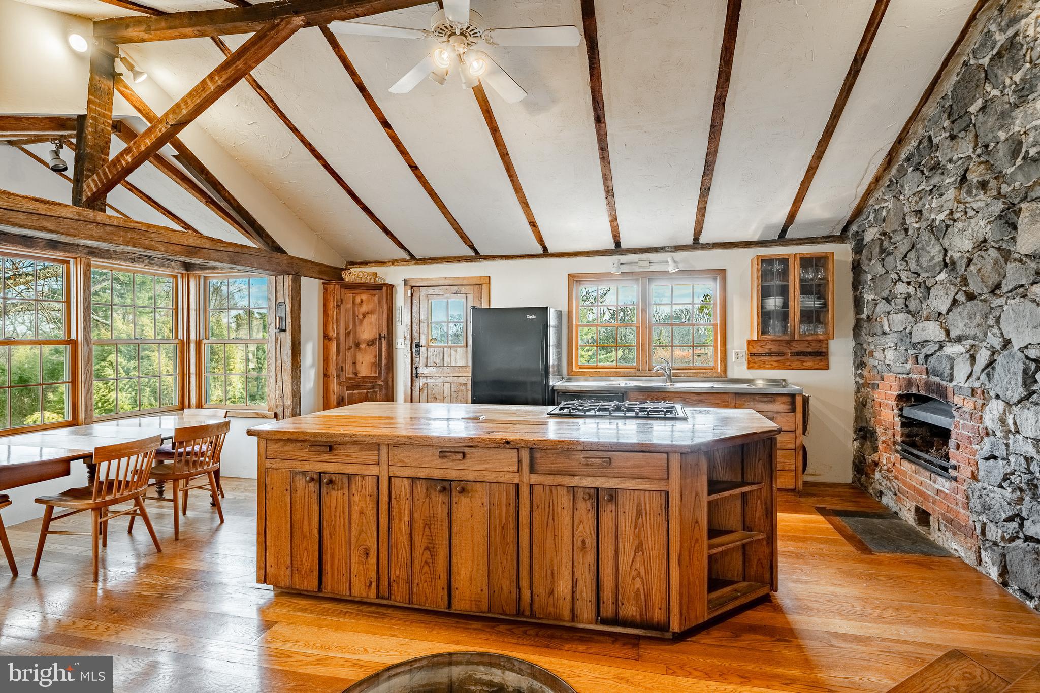 329 Ivy Mills Road Glen Mills, PA 19342 - Photo 16 of 75 Kitchen