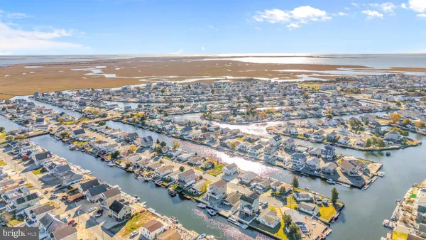 $550,000 | 23 West Sail Drive, Tuckerton, NJ 08087