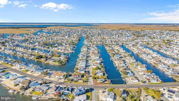 $550,000 | 23 West Sail Drive, Tuckerton, NJ 08087