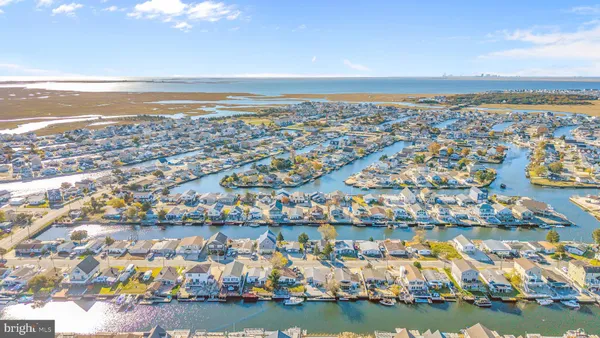 $550,000 | 23 West Sail Drive, Tuckerton, NJ 08087