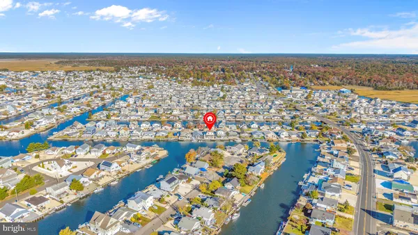 $550,000 | 23 West Sail Drive, Tuckerton, NJ 08087