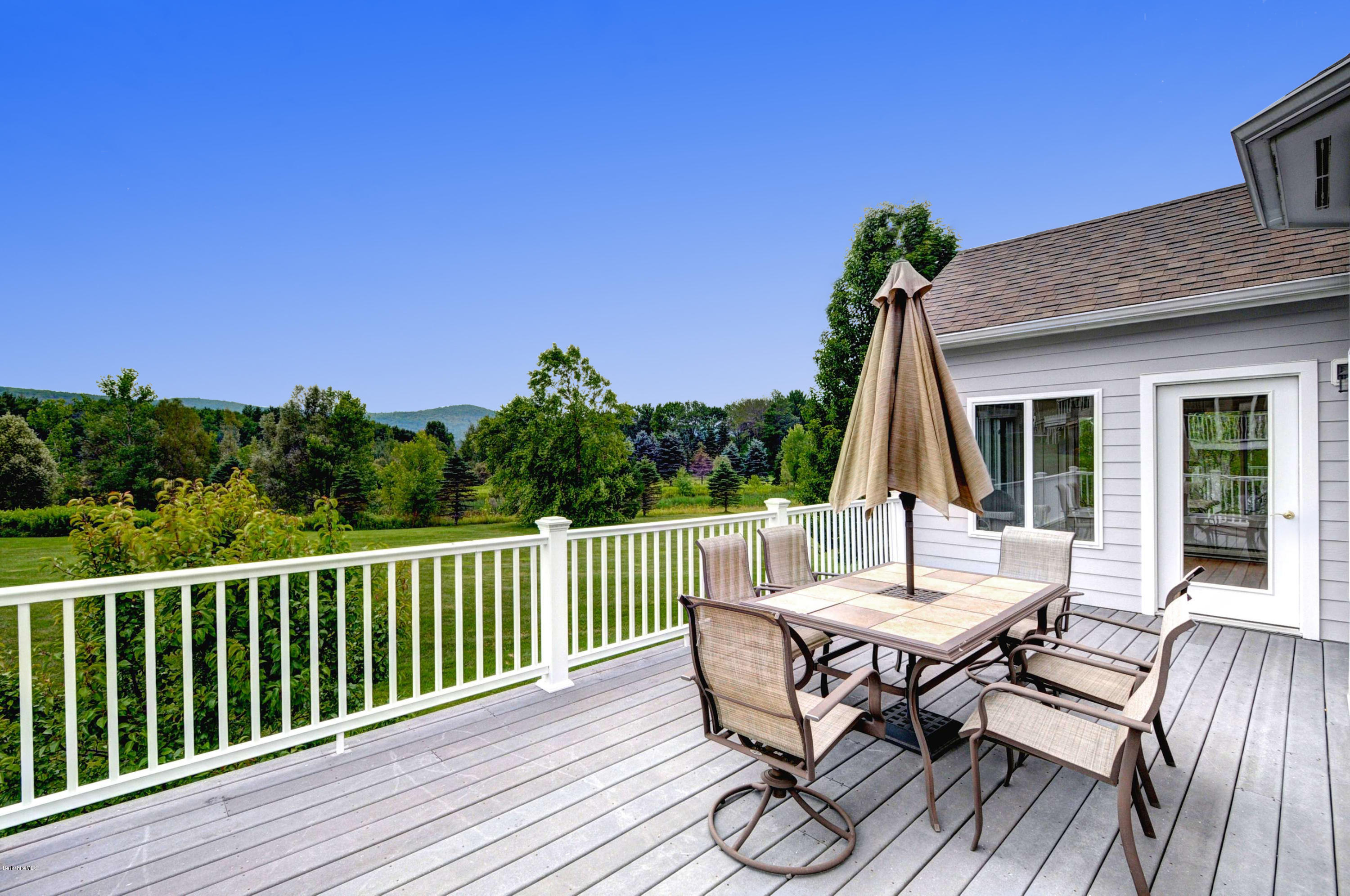 124 Red Barn Road, Unit 124 Dalton, MA 01226 - Photo 25 of 36 Deck