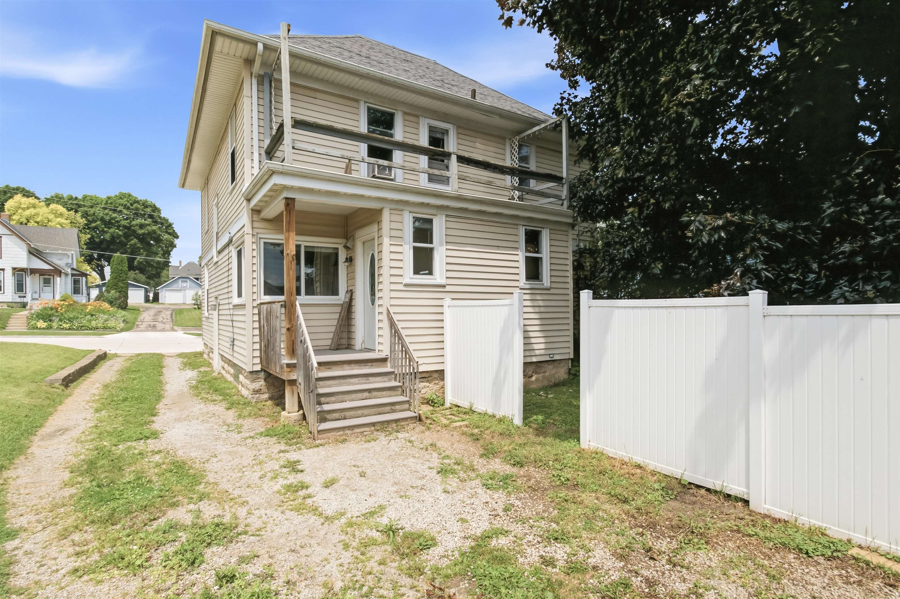 313 Front Street Beaver Dam, WI 53916 - Photo 39 of 48