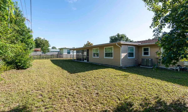 $1,950 | 815 Alhambra Avenue, St. Augustine, FL 32086