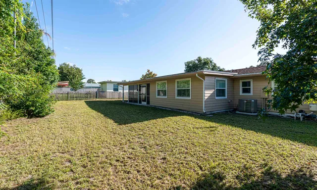 $1,950 | 815 Alhambra Avenue, St. Augustine, FL 32086