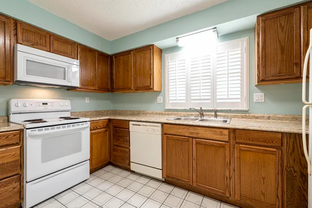 $1,950 | 815 Alhambra Avenue, St. Augustine, FL 32086