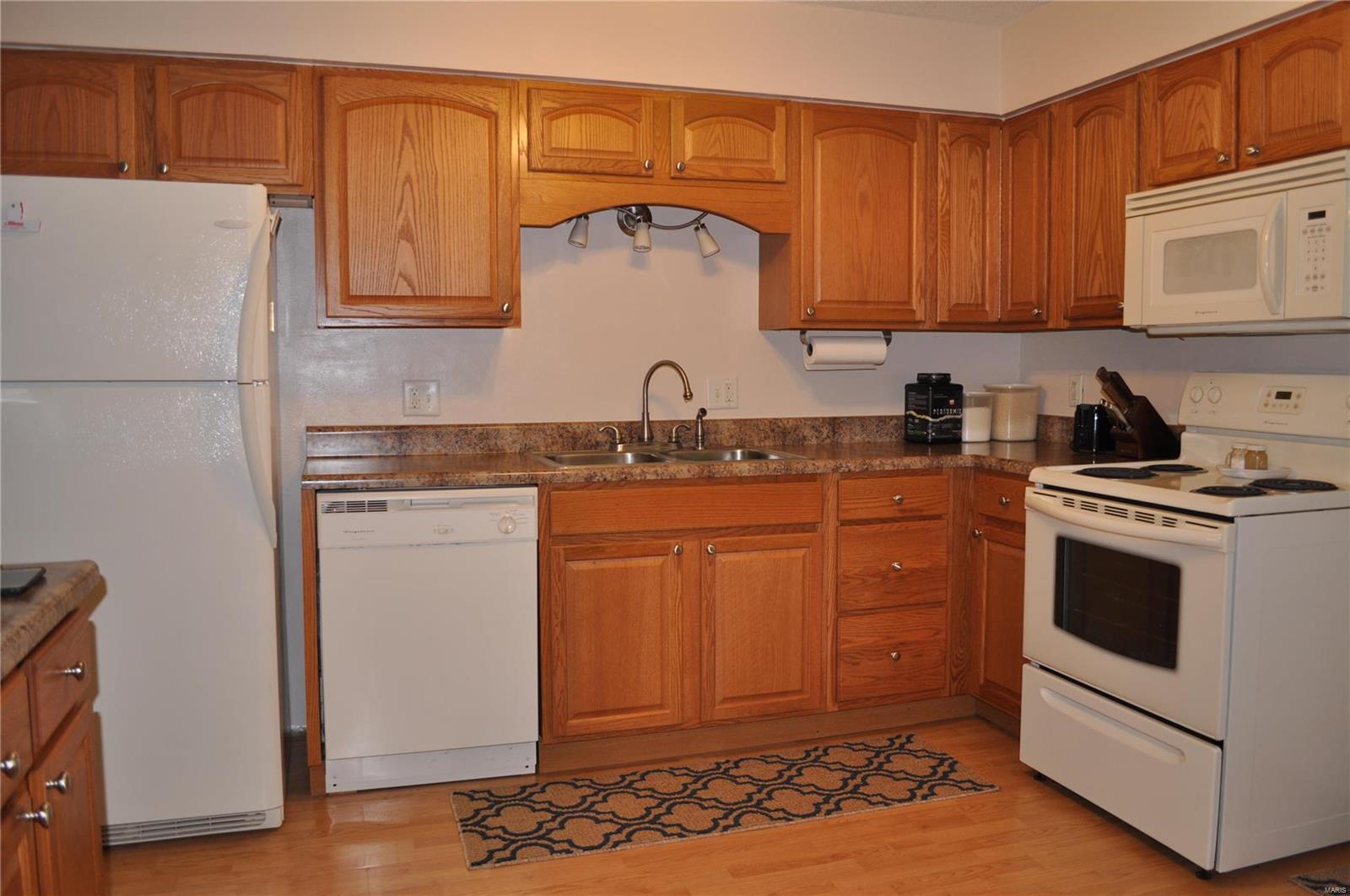 416 Riggin Road Troy, IL 62294 - Photo 2 of 26