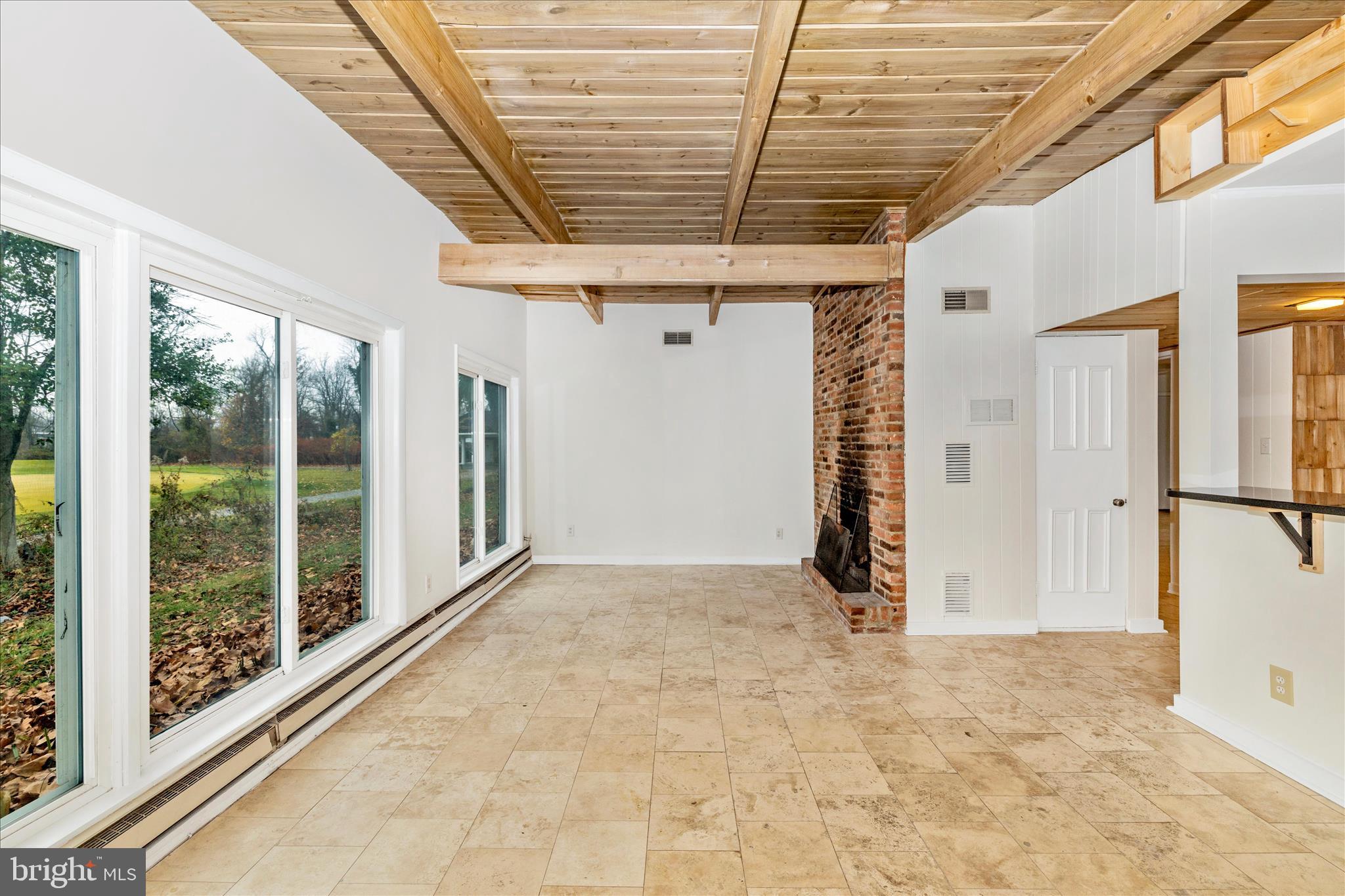 12819 Fountain Head Road Hagerstown, MD 21742 - Photo 17 of 65 Family Room