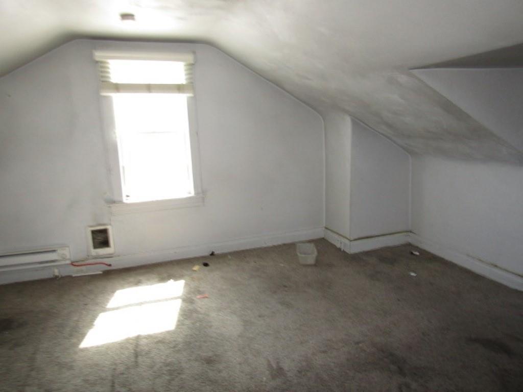 215 Anthony Street Pittsburgh, PA 15210 - Photo 28 of 39 an empty room with a window