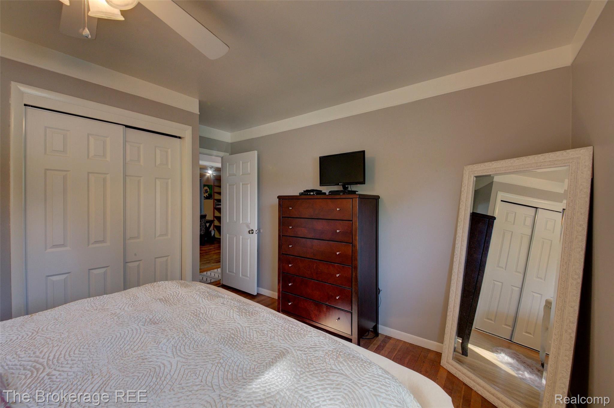 340 Thalia Avenue Rochester, MI 48307 - Photo 29 of 49 Master3.jpg