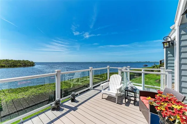 $1,299,000 | 12 Tidy Island Boulevard, Bradenton, FL 34210