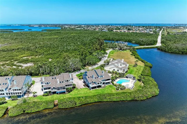 $1,299,000 | 12 Tidy Island Boulevard, Bradenton, FL 34210