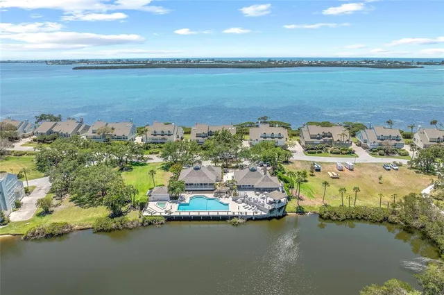 $1,299,000 | 12 Tidy Island Boulevard, Bradenton, FL 34210