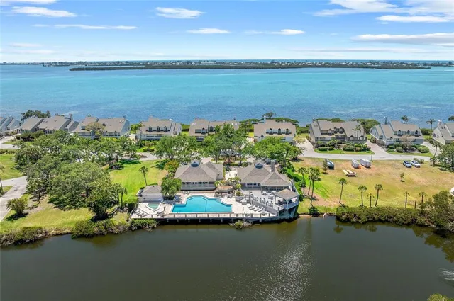 $1,299,000 | 12 Tidy Island Boulevard, Bradenton, FL 34210