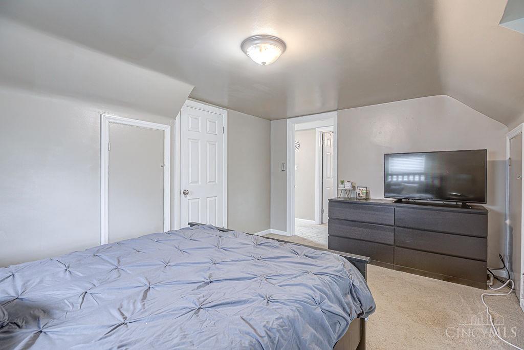 5610 Samver Road Cincinnati, OH 45239 - Photo 16 of 32