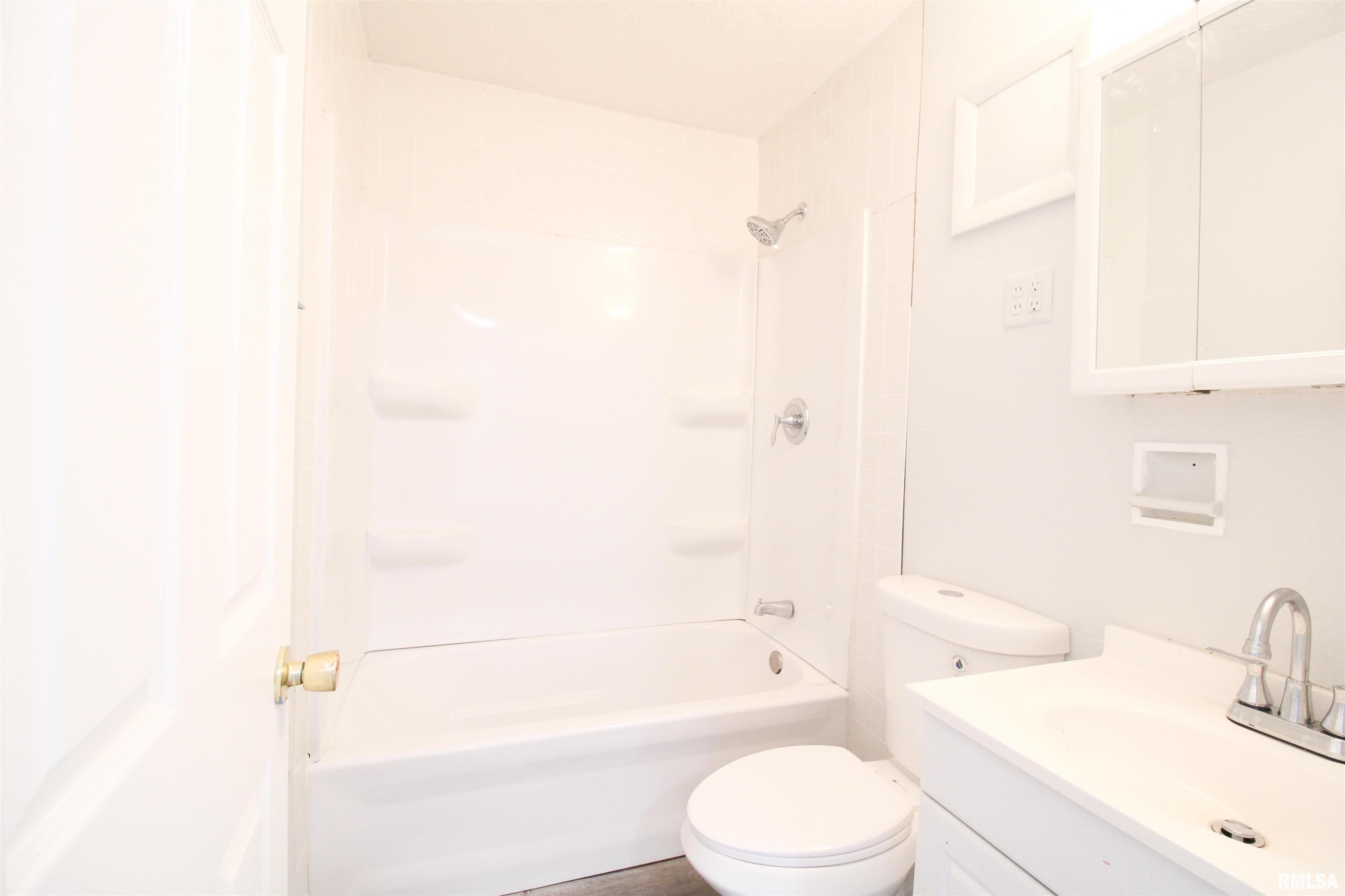 912 South 24th Street Springfield, IL 62703 - Photo 12 of 12