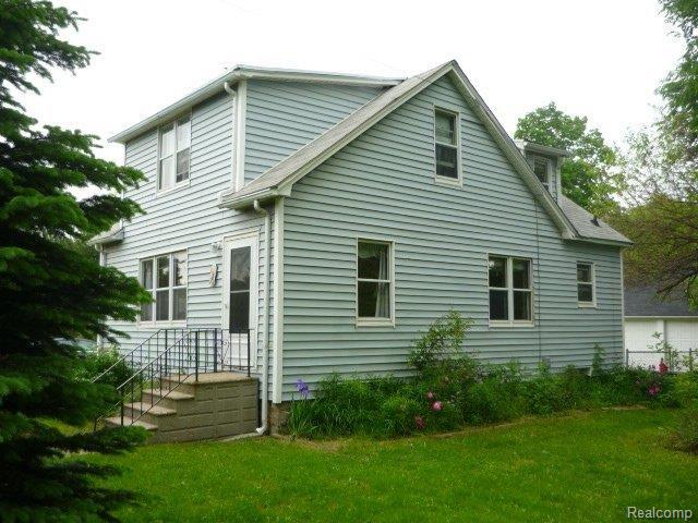 5670 North Beck Road Canton, MI 48187 - Photo 2 of 13 View of Home