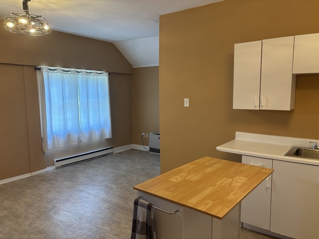 573 Northampton Street, Unit BACK Holyoke, MA 01040 - Photo 4 of 14
