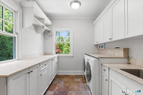 $5,195,000 | 25 Adams Lane, New Canaan, CT 06840