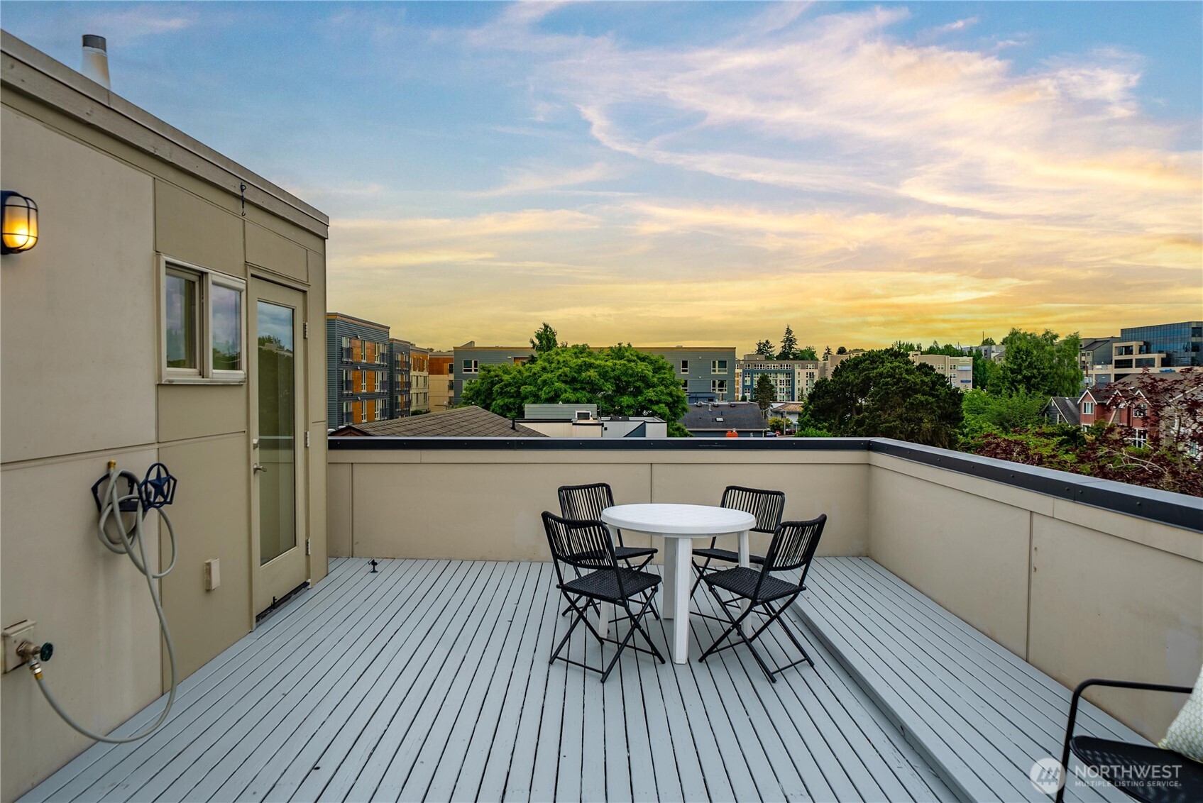 3951 Southwest Oregon Street Seattle, WA 98116 - Photo 27 of 33