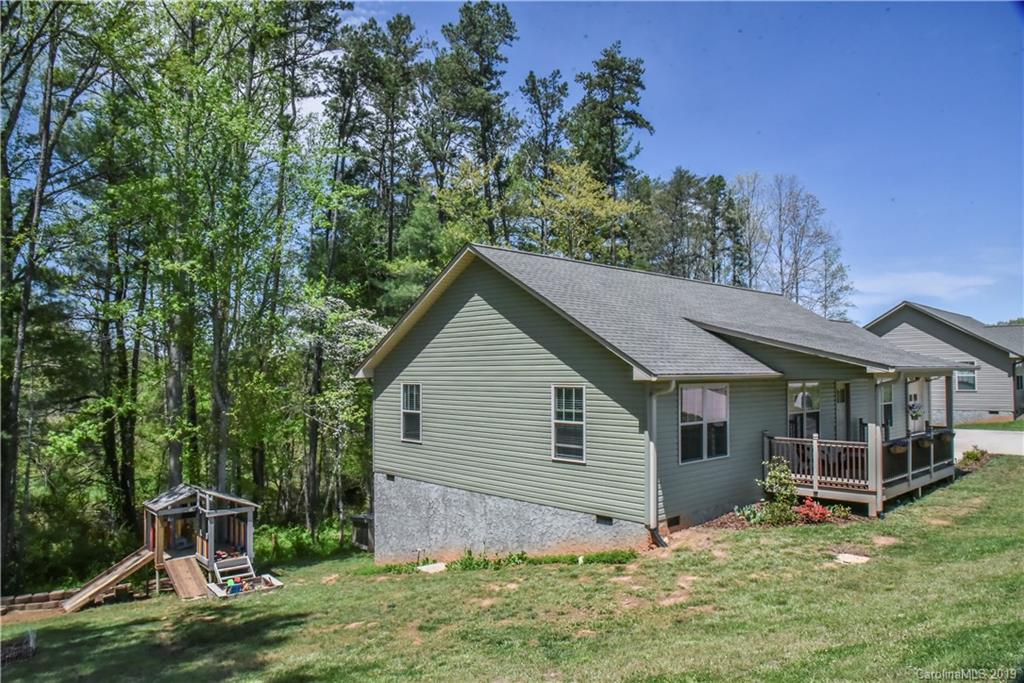 379 Jupiter Road Weaverville, NC 28787 - Photo 4 of 28 Gallery Image 4
