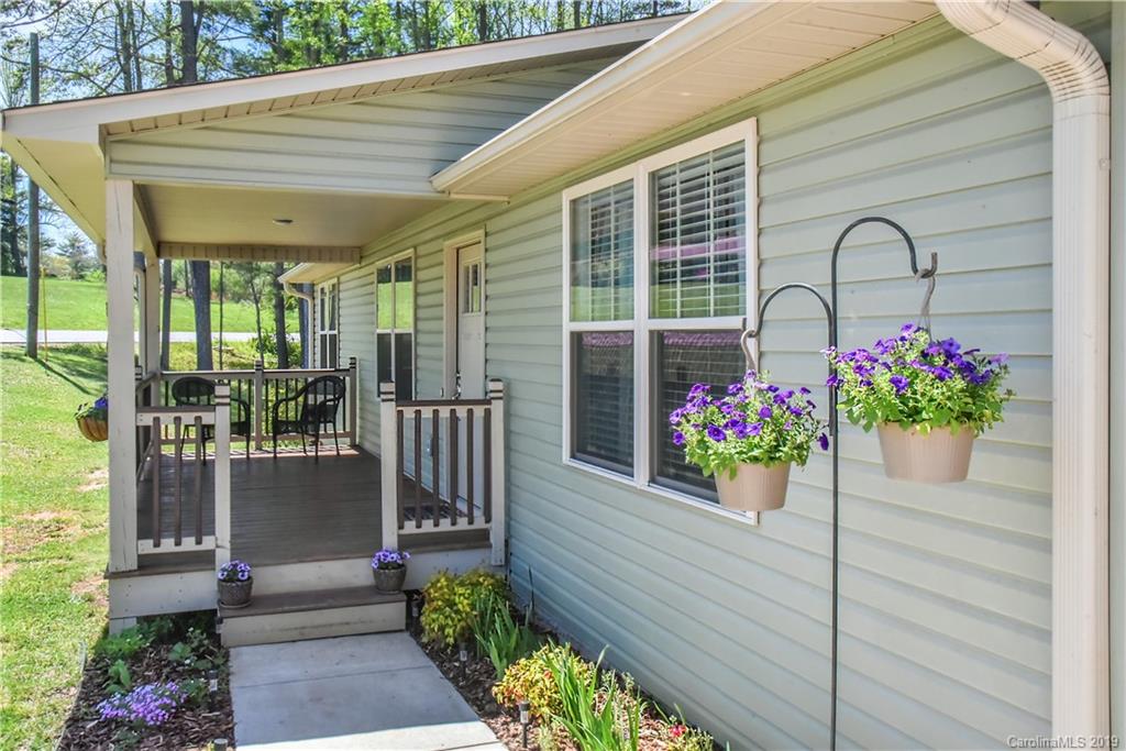 379 Jupiter Road Weaverville, NC 28787 - Photo 5 of 28 Gallery Image 5