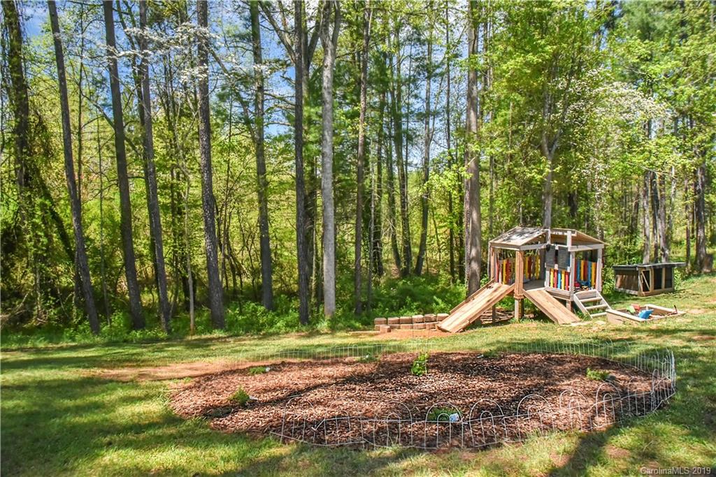 379 Jupiter Road Weaverville, NC 28787 - Photo 8 of 28 Gallery Image 8