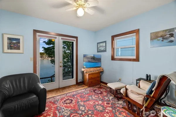 $999,000 | 1333 East Bay Drive Northeast, Olympia, WA 98506