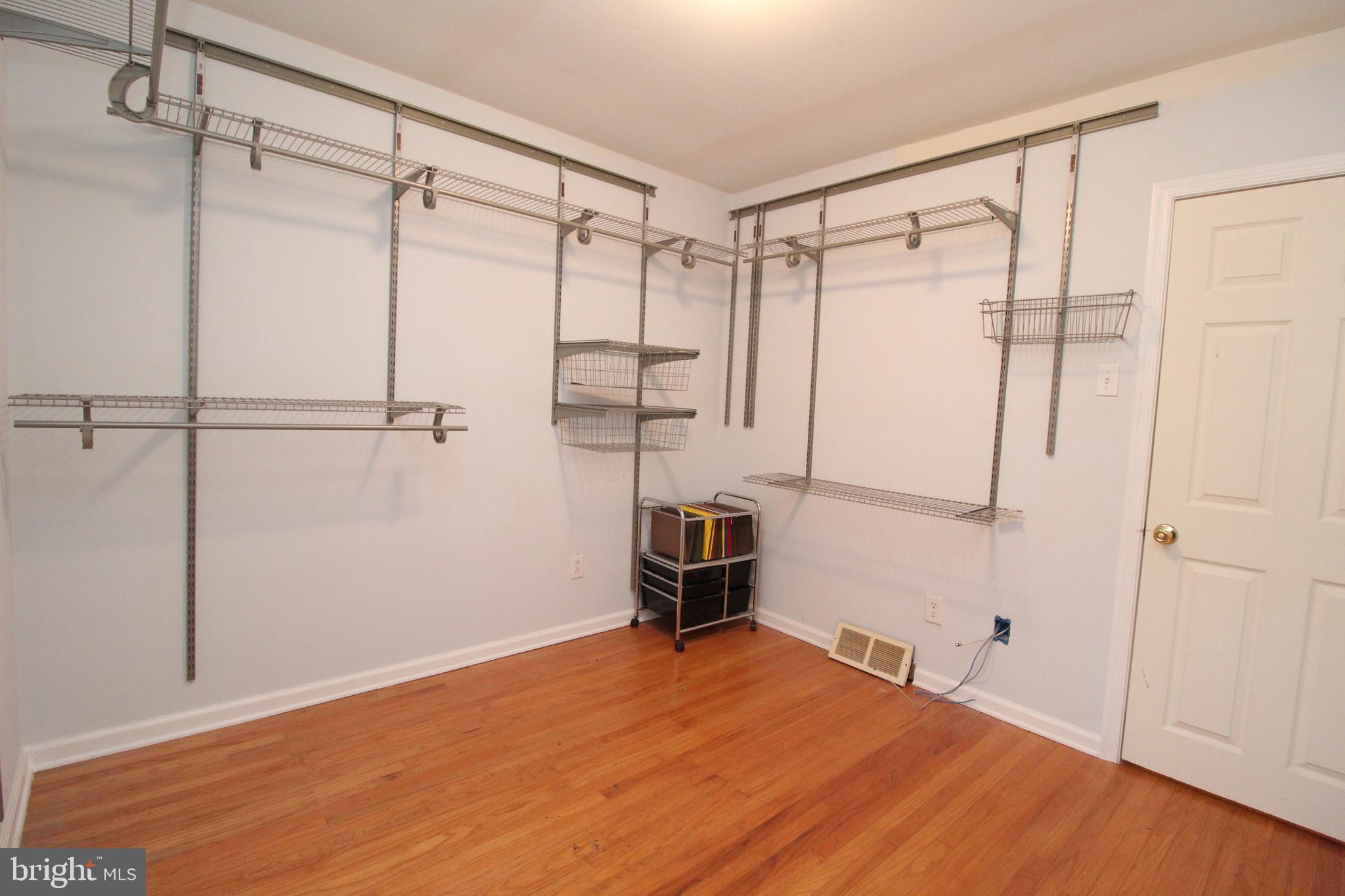 613 Linnet Road Norristown, PA 19403 - Photo 13 of 20 Gallery Image 13