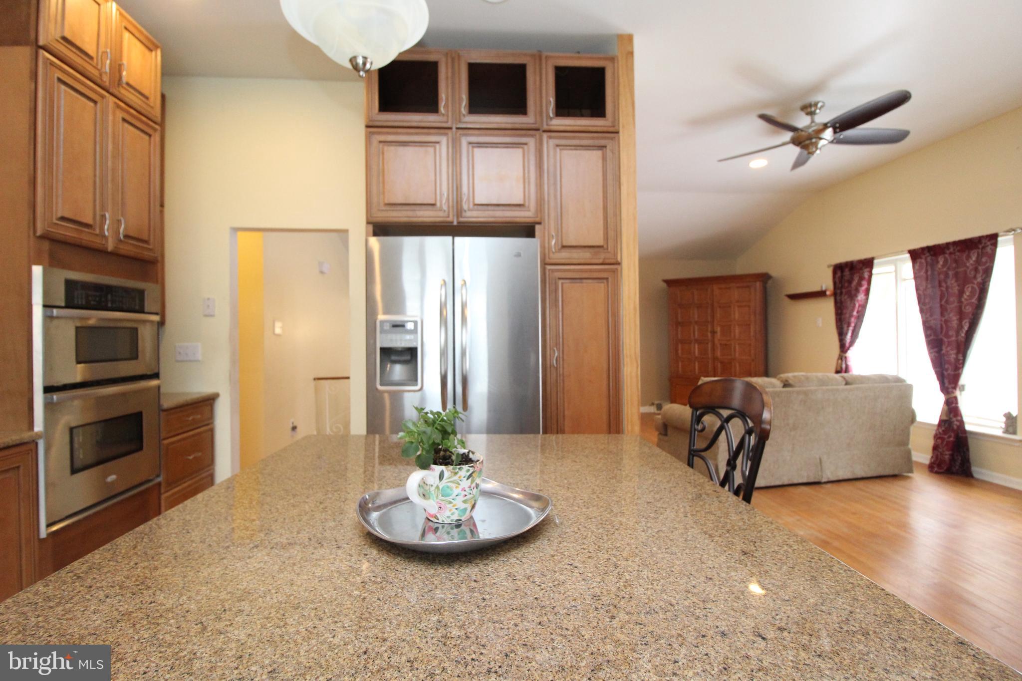 613 Linnet Road Norristown, PA 19403 - Photo 5 of 20 Gallery Image 5