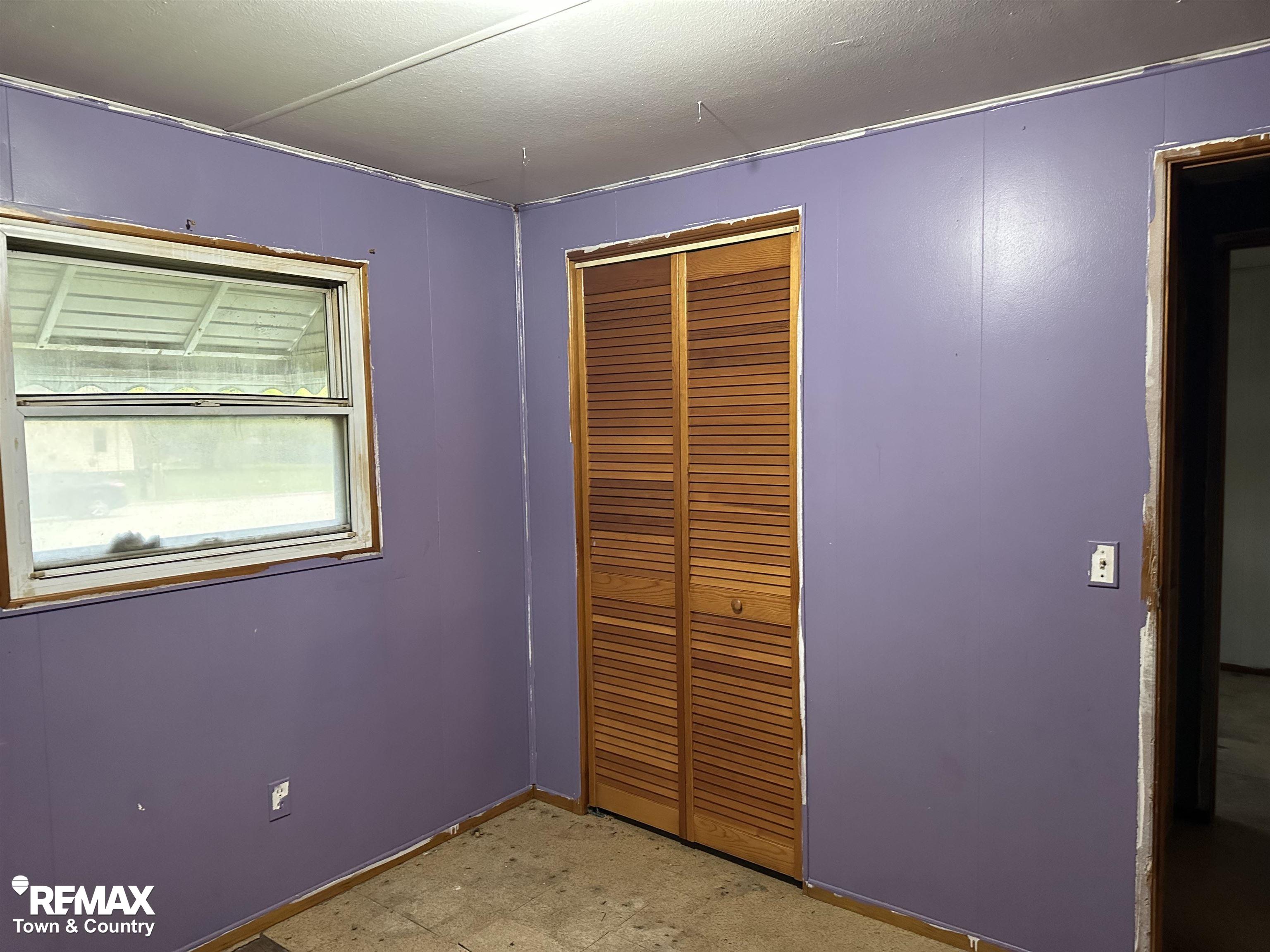 2421 South Dye Road Flint, MI 48532 - Photo 18 of 24 50126098-17.JPG