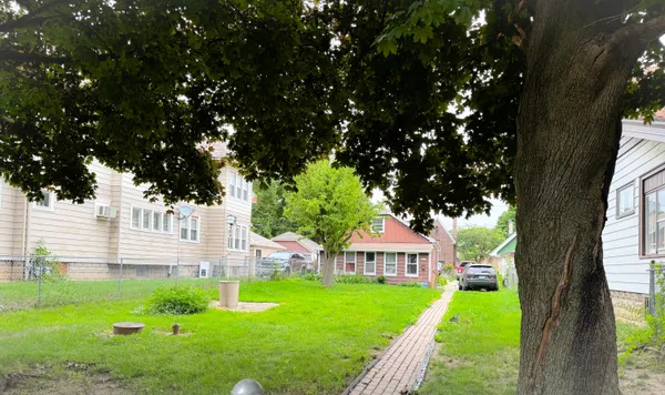 $68,900 | 2960 North 47th Street, Milwaukee, WI 53210