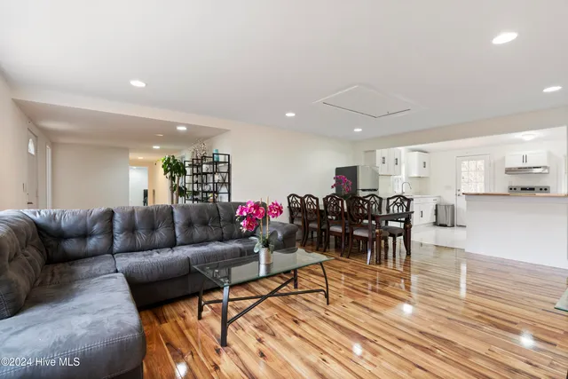 $350,000 | 159 Tillett Lane, Sneads Ferry, NC 28460