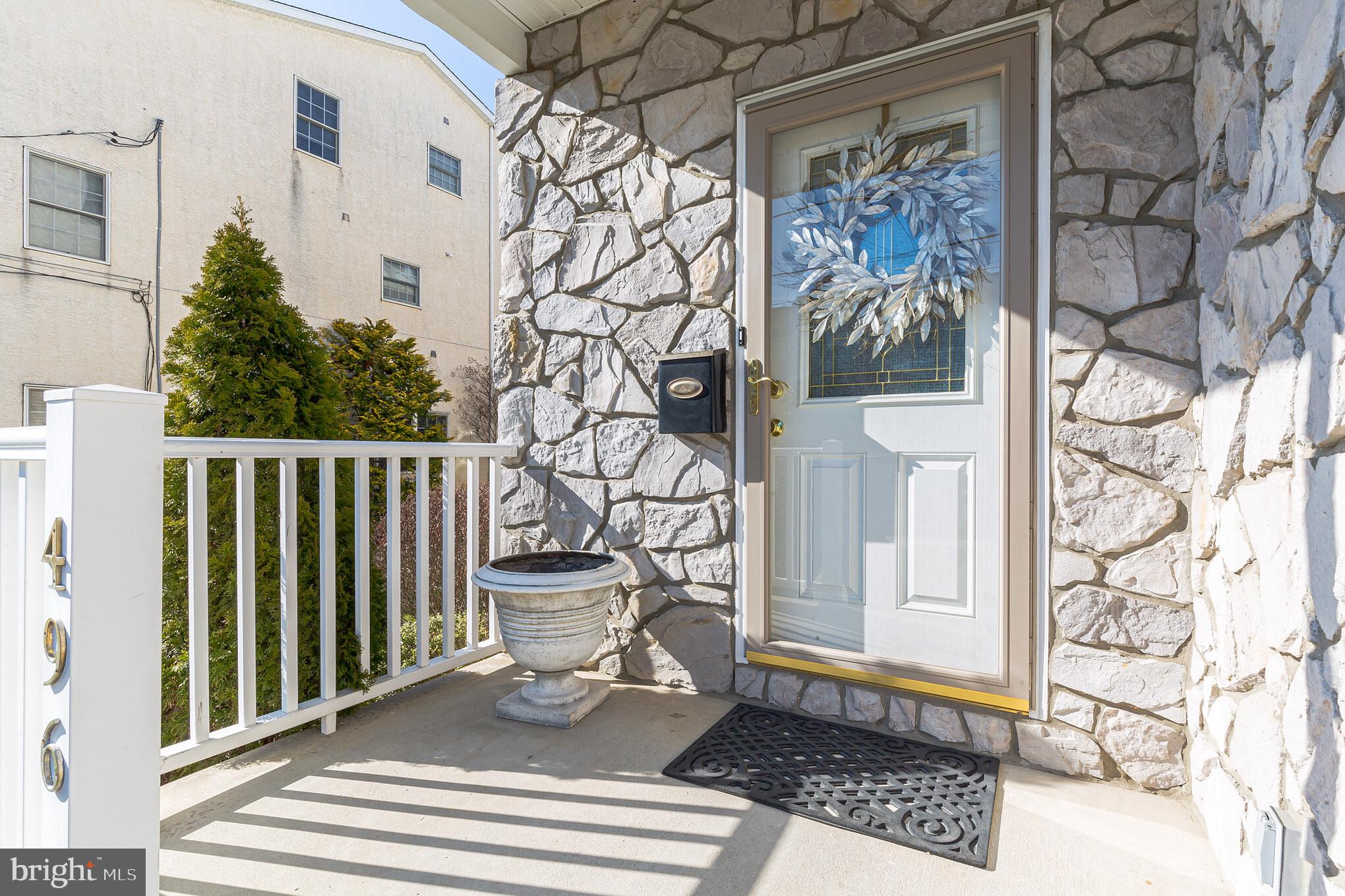 496 Harmon Road Philadelphia, PA 19128 - Photo 3 of 46 Gallery Image 3