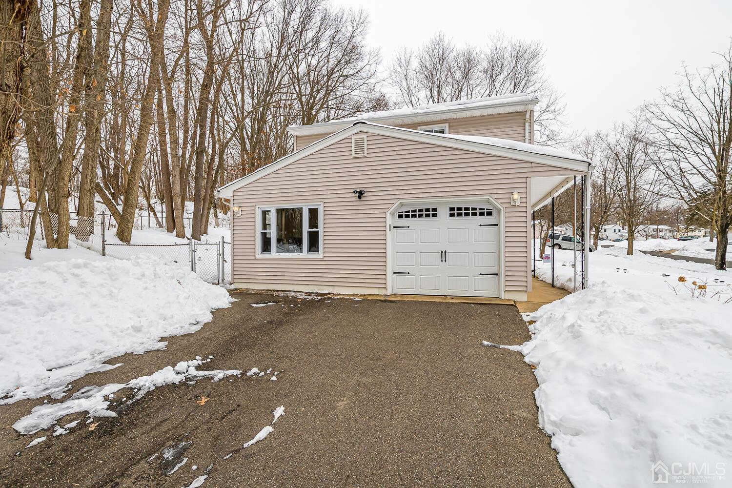 21 Albemarle Road East Brunswick, NJ 08816 - Photo 13 of 44 Gallery Image 13
