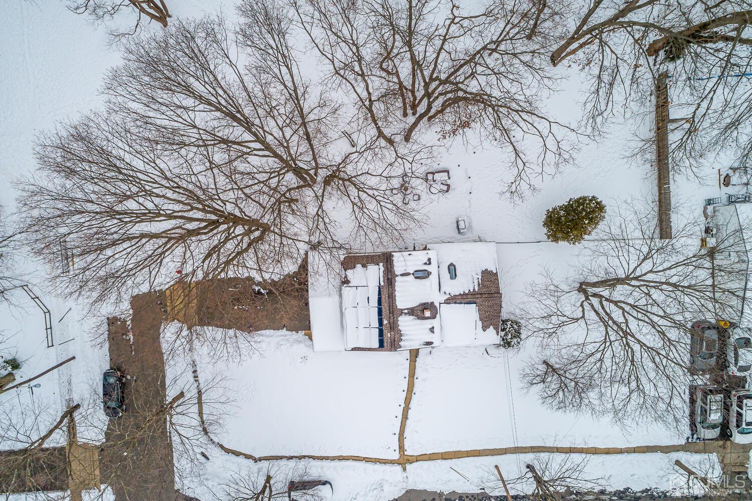 21 Albemarle Road East Brunswick, NJ 08816 - Photo 44 of 44 Gallery Image 44