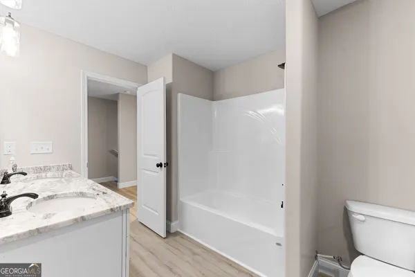 $247,312 | 238 Beau Claire Circle, Byron, GA 31008