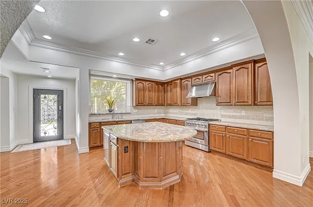 $9,995 | 3680 Belvedere Park Lane, Las Vegas, NV 89141