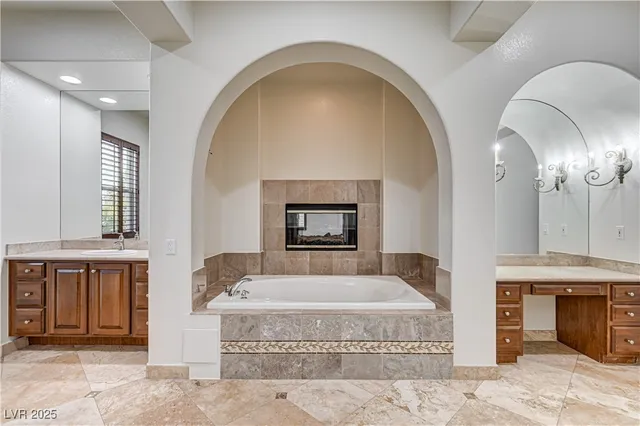 $9,995 | 3680 Belvedere Park Lane, Las Vegas, NV 89141