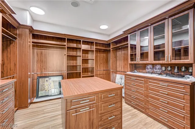 $9,995 | 3680 Belvedere Park Lane, Las Vegas, NV 89141