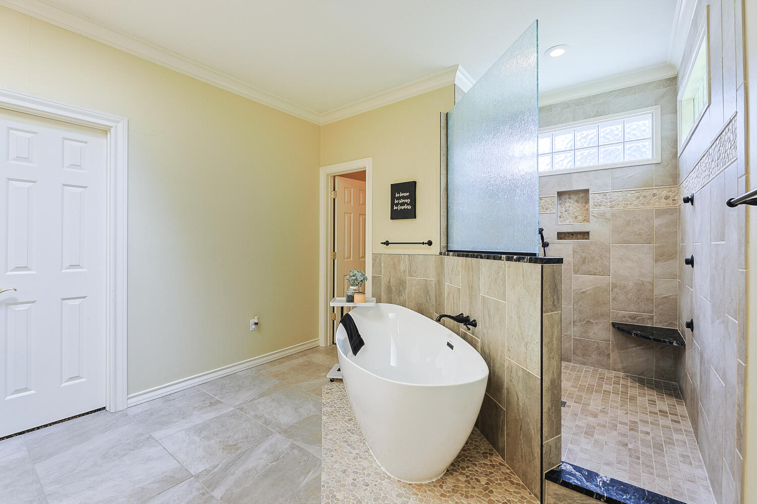 5007 C R 1435 Lubbock, TX 79407 - Photo 46 of 89 Primary Bathroom